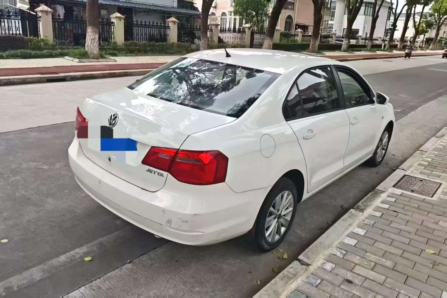 Volkswagen Jetta 1.6 Comfort 3