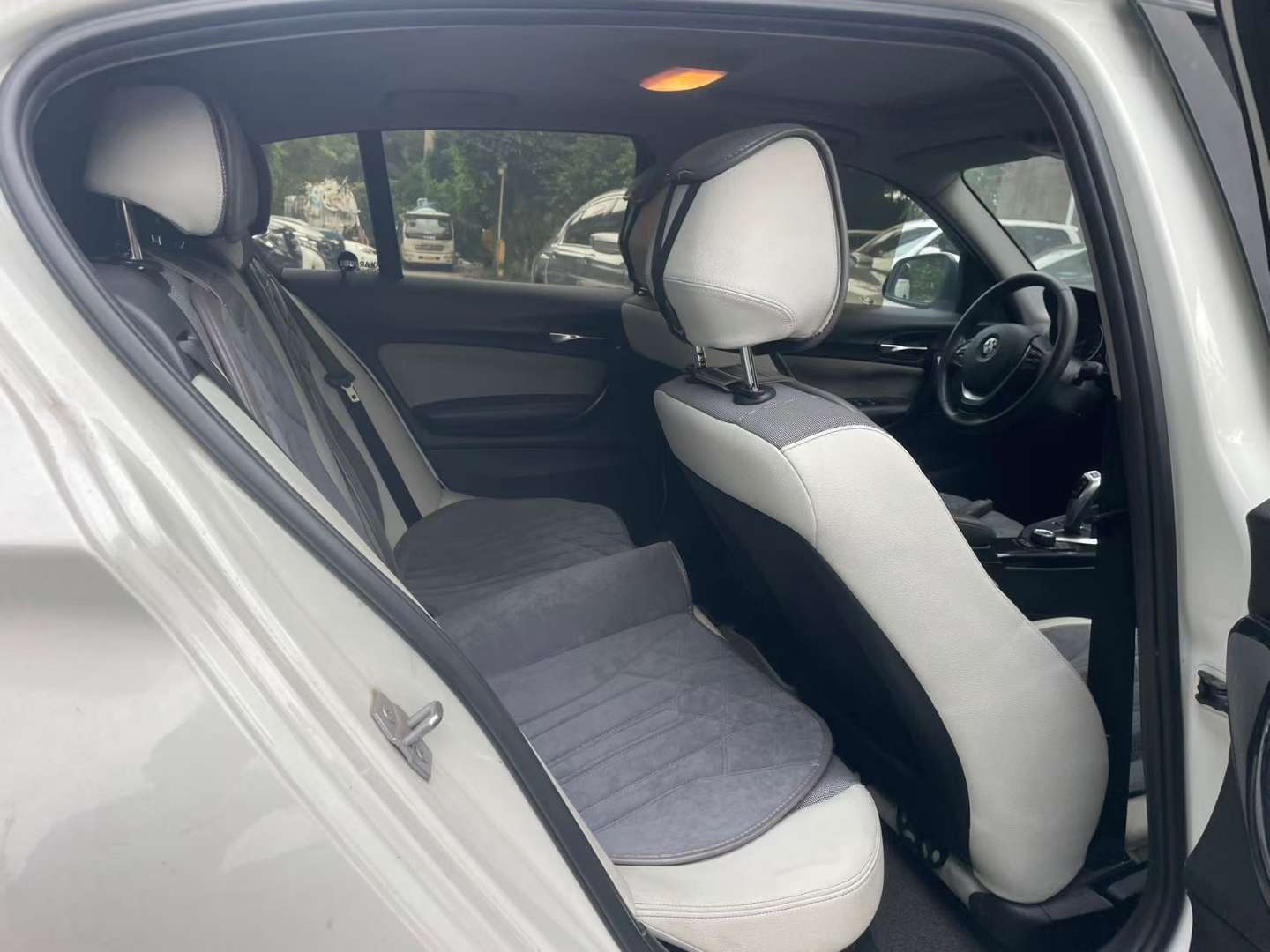 BMW 1 Series 1.6T Urban 8