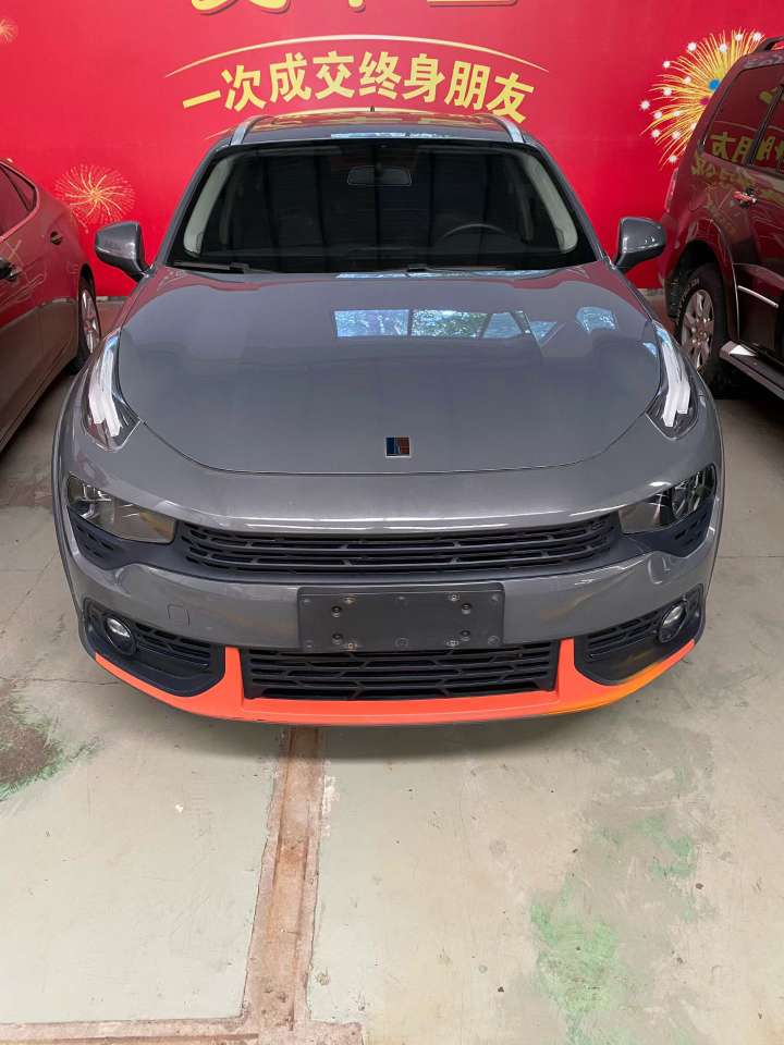 Lynk & Co 02 2.0T