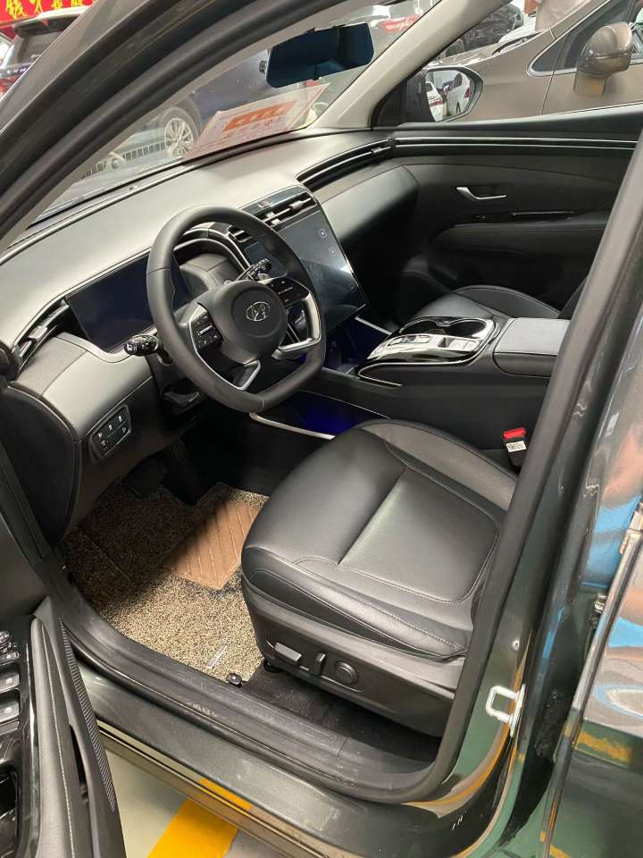 Hyundai Tucson L 1.5T DCT LUX Premium Edition 6