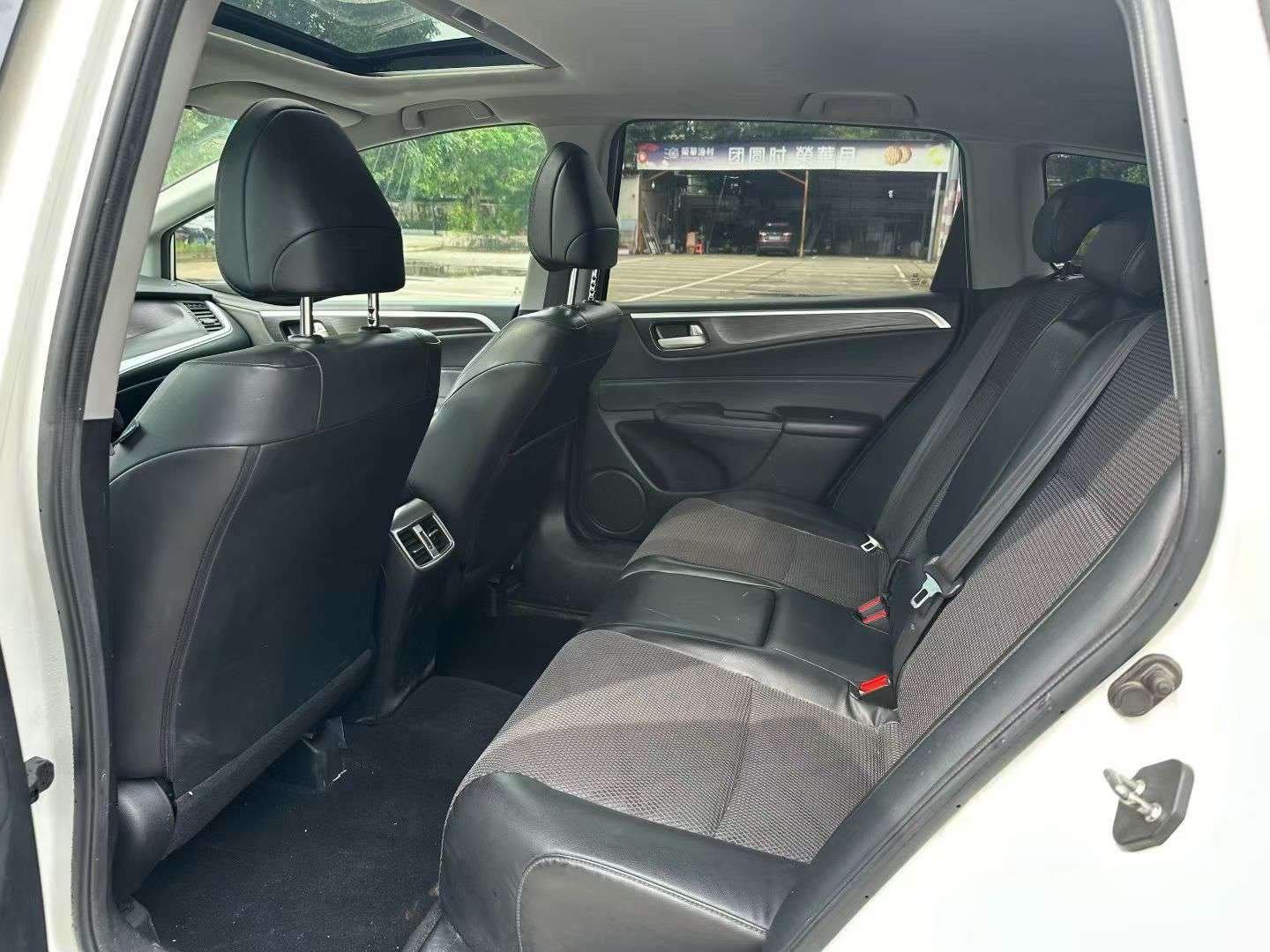 Honda Jade 1.8L 5-Seat Automatic Elite Edition 6