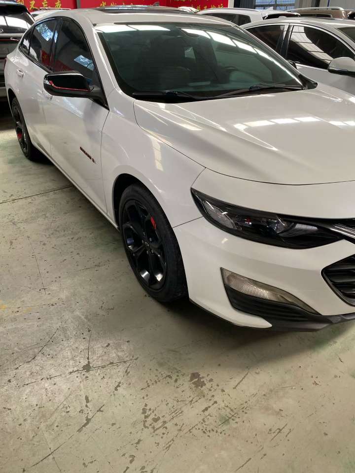 Chevrolet Malibu XL 2.0T High Trim 3
