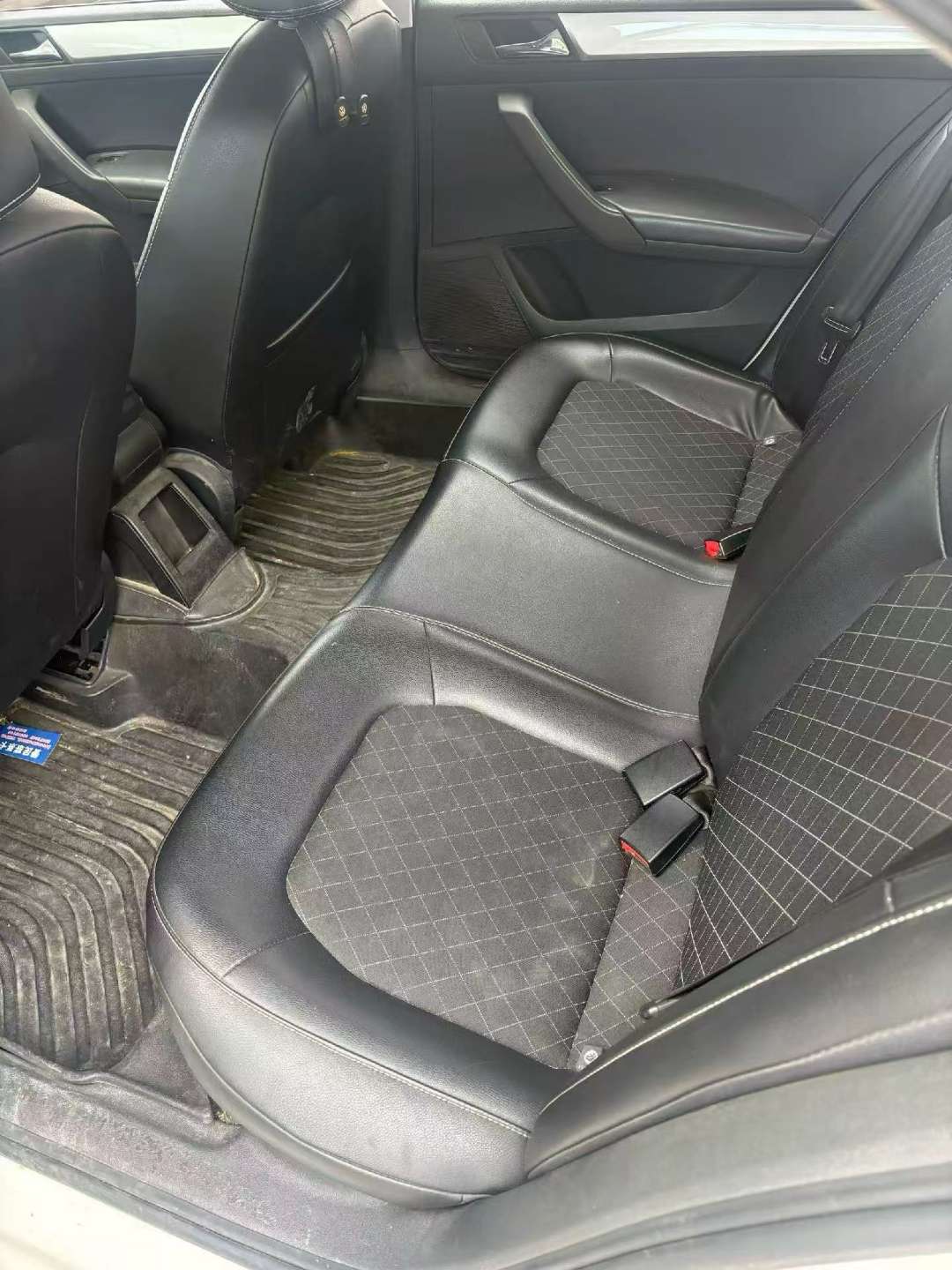 Skoda Rapid 6