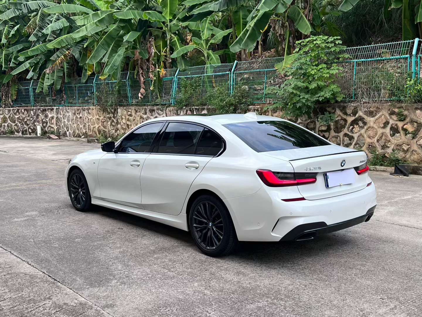 BMW 3 Series 2021 325Li M Sport Night Package 7
