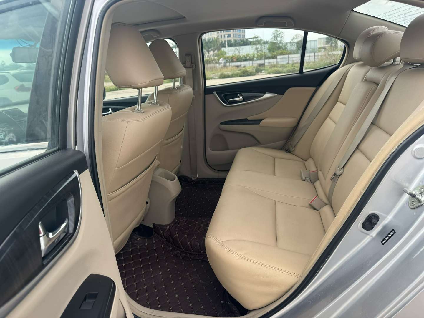 Honda Crider 1.8 Automatic Luxury Edition 9