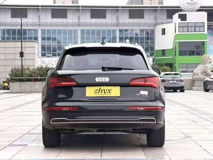 Audi Q5L 2.0T 40 Fashion 4
