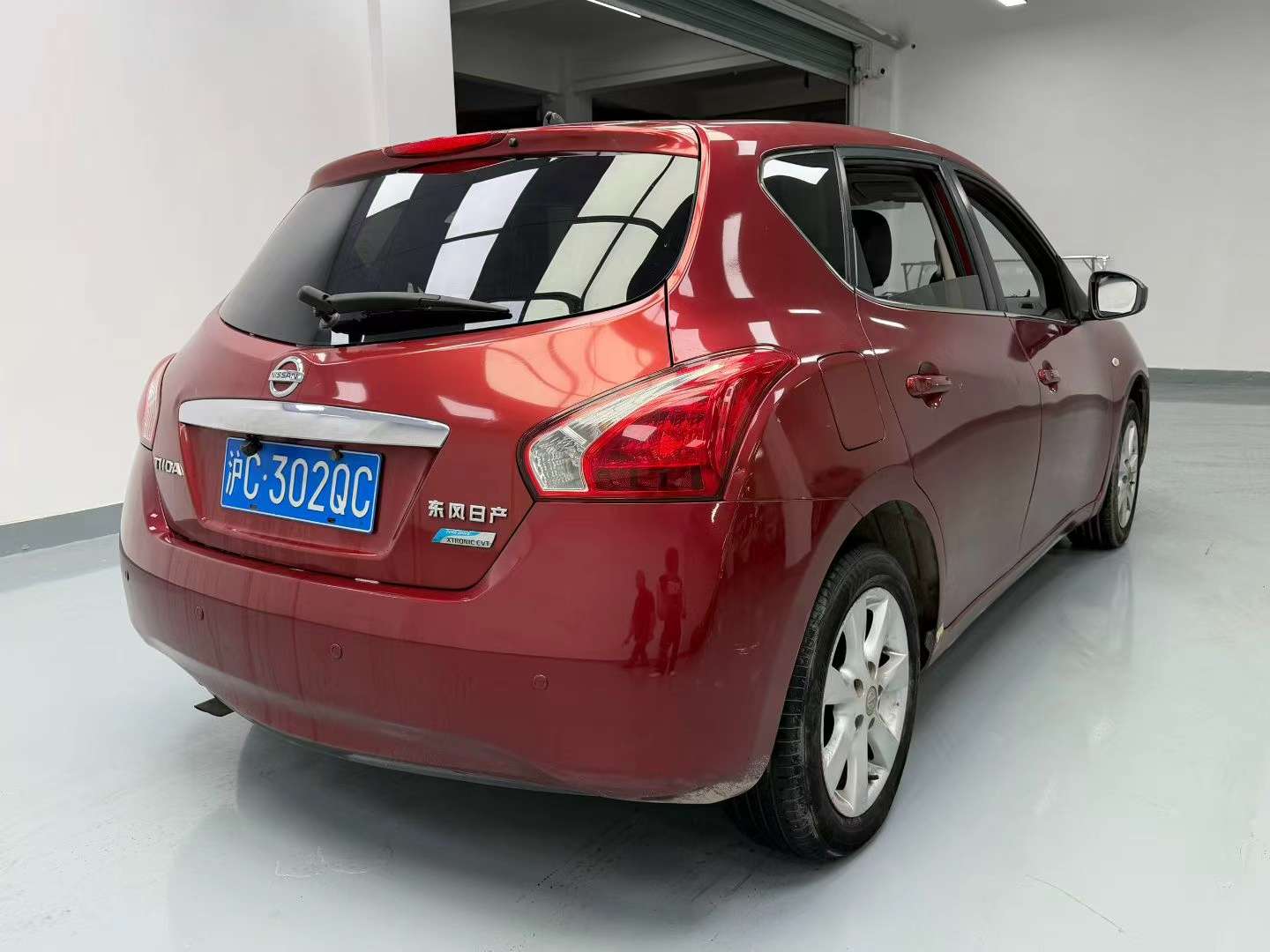 Nissan Tiida 1.6 XE 6