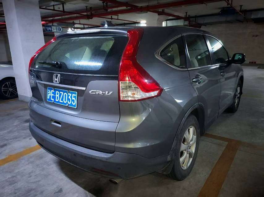 Honda CR-V 2.0L Automatic No Sunroof 9