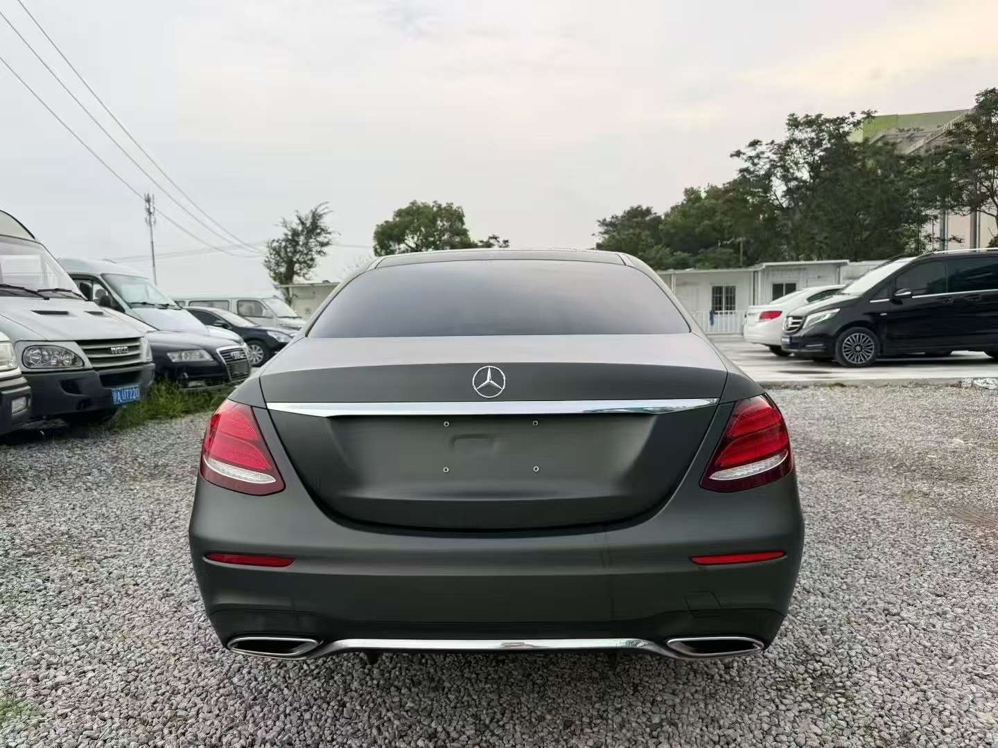 Mercedes-Benz E-Class E300L 5