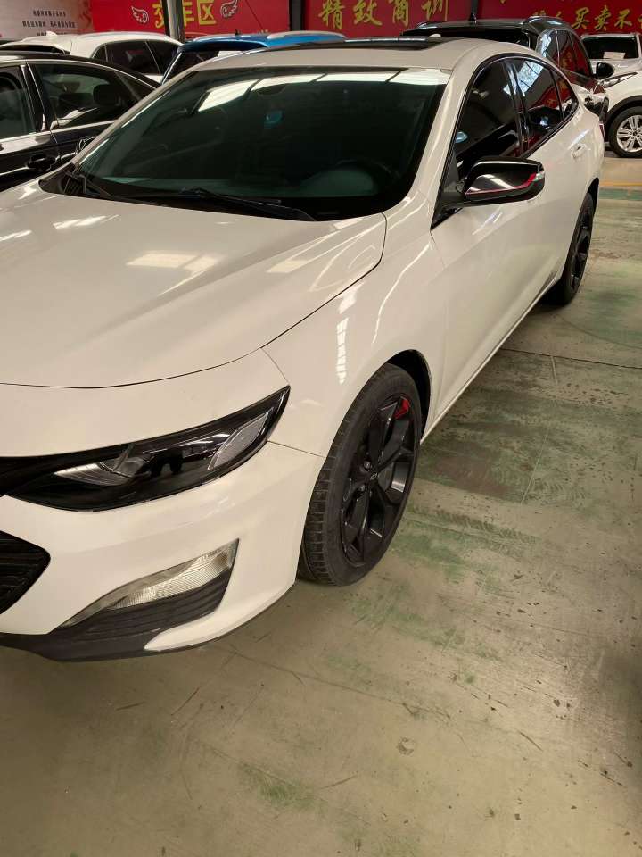 Chevrolet Malibu XL 2.0T High Trim 2