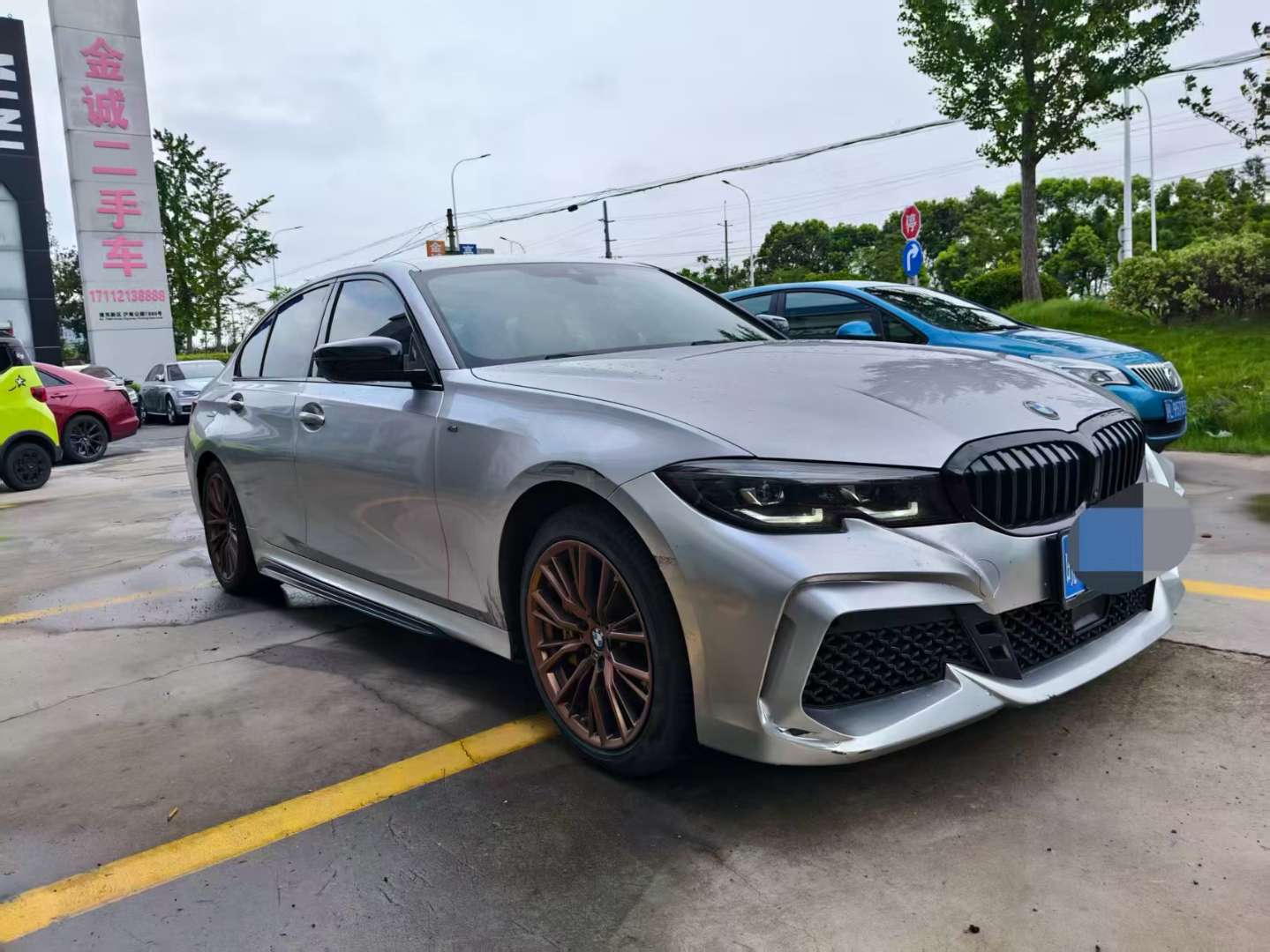 BMW 3 Series 325i Shadow Edition 2