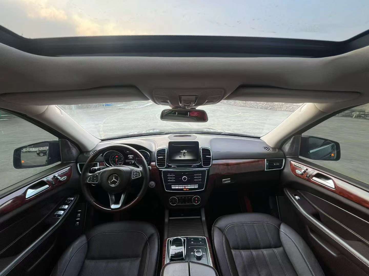 Mercedes-Benz GLS GLS320 7-Seat AWD Full-size SUV 5