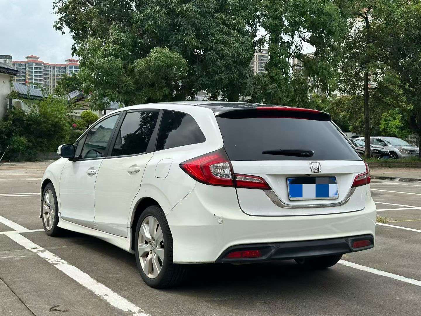 Honda Jade 1.8L 5-Seat Automatic Elite Edition 9
