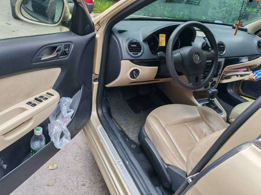 Volkswagen Lavida 3