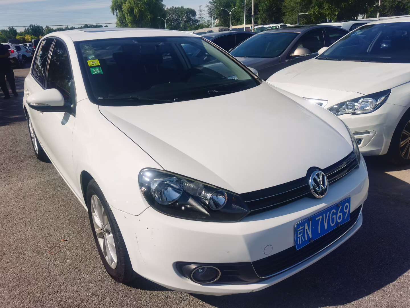 Volkswagen Golf 1.4T Automatic Sunroof Edition