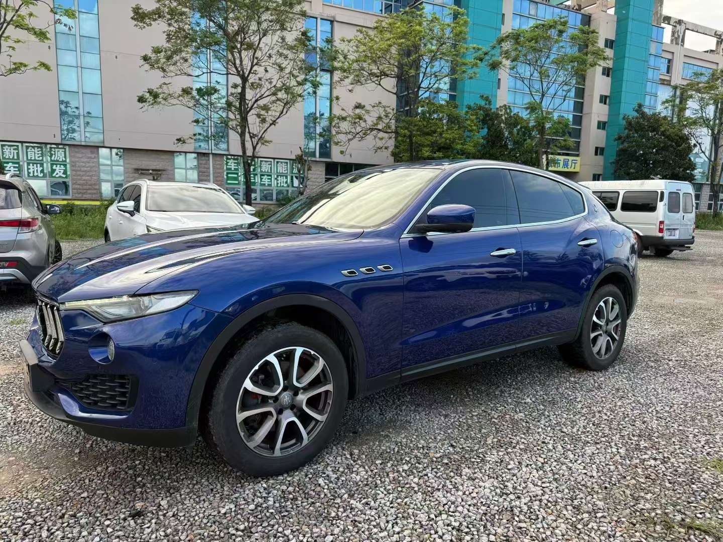 Maserati Levante 3.0T AWD 3