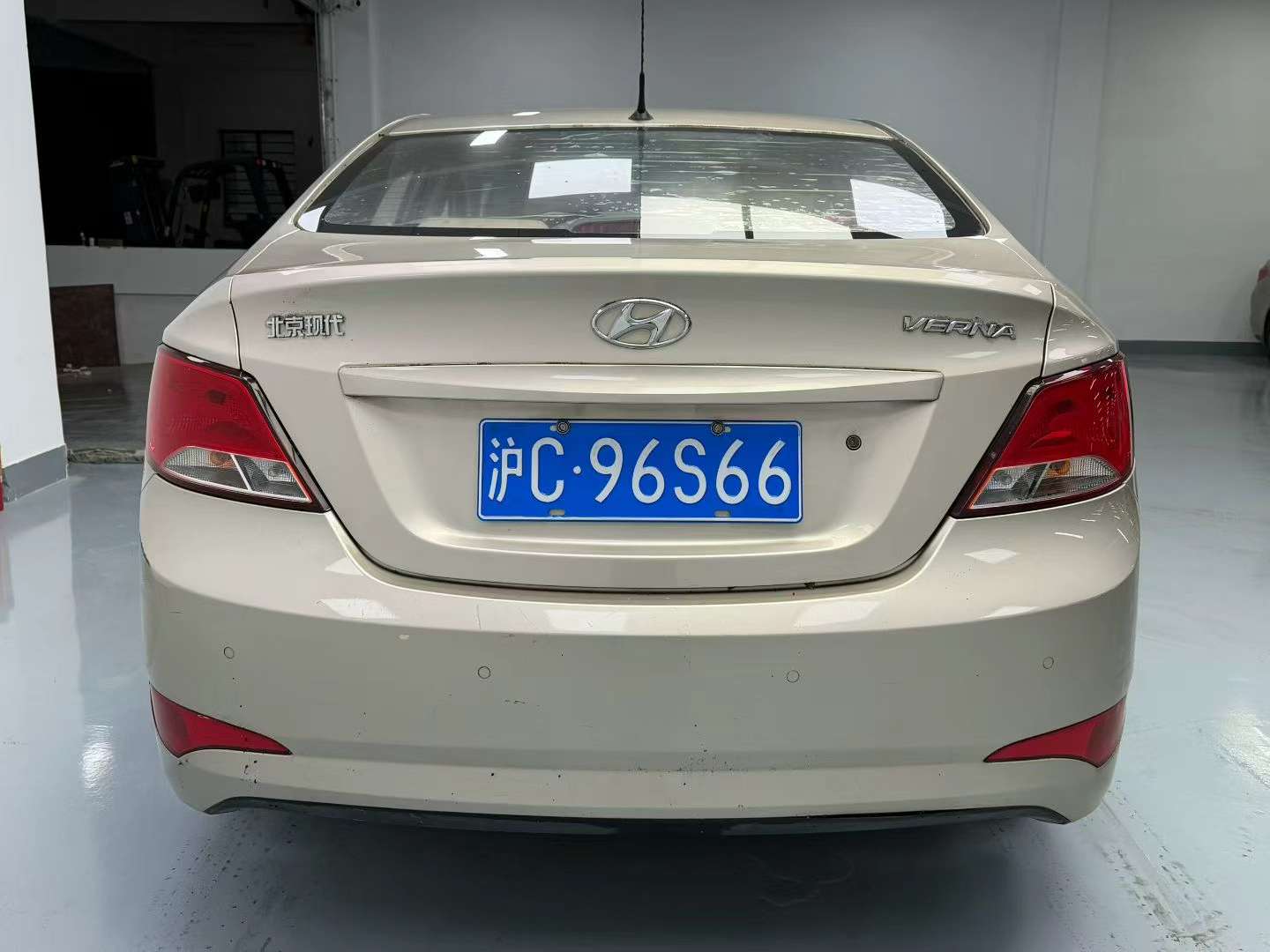 Hyundai Verna 1.4 5