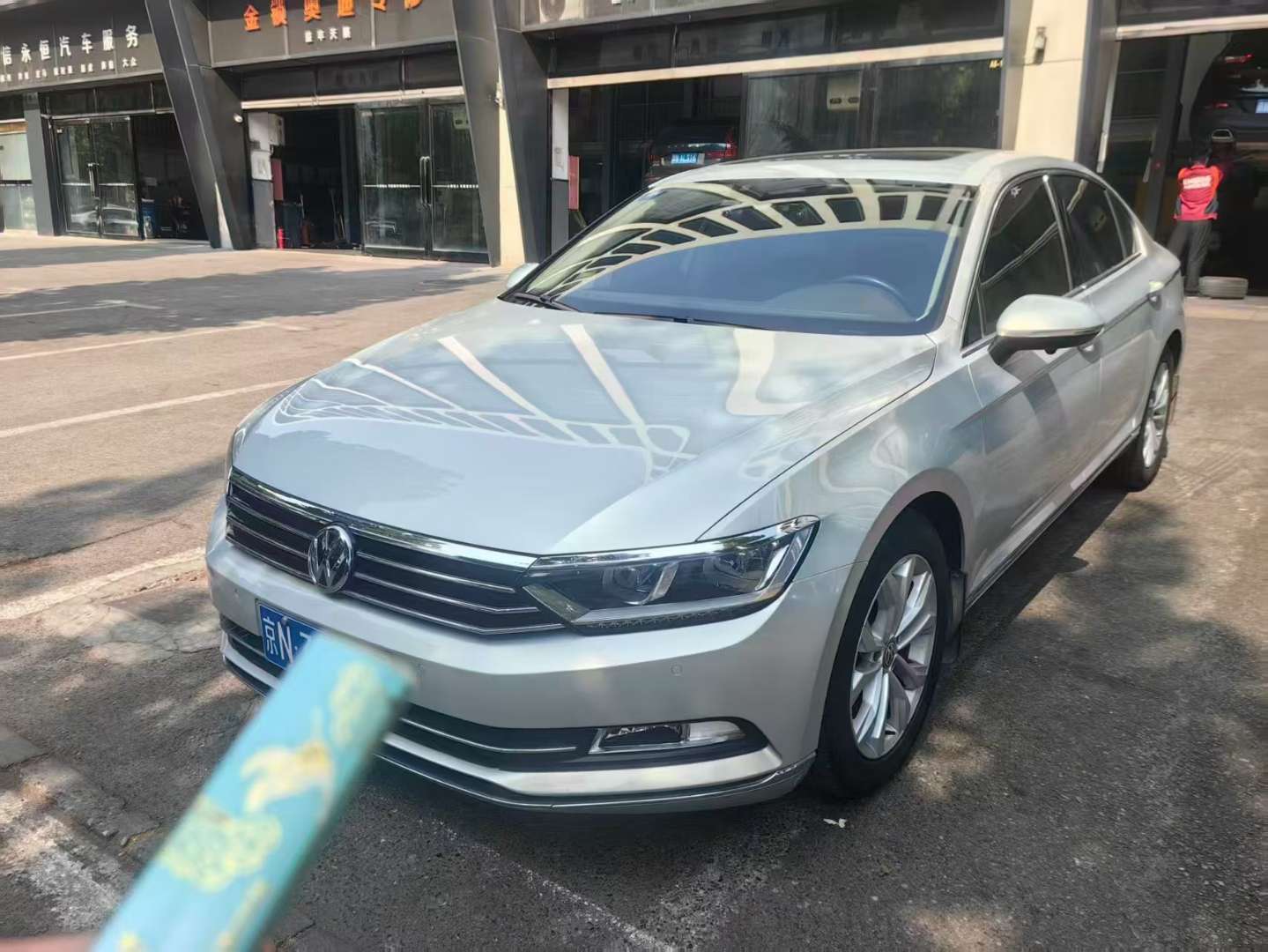 Volkswagen Magotan 330 Luxury