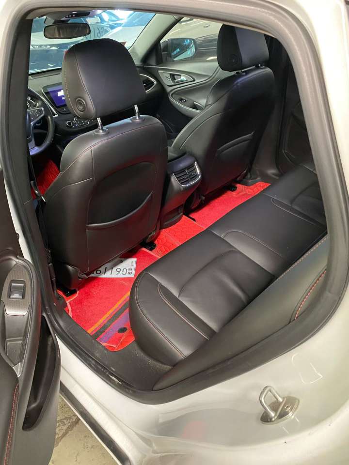 Chevrolet Malibu XL 2.0T High Trim 7