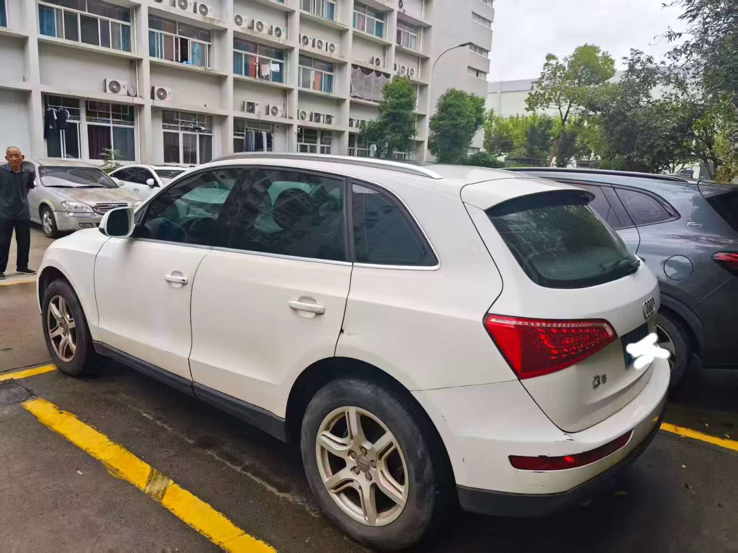 Audi Q5 4