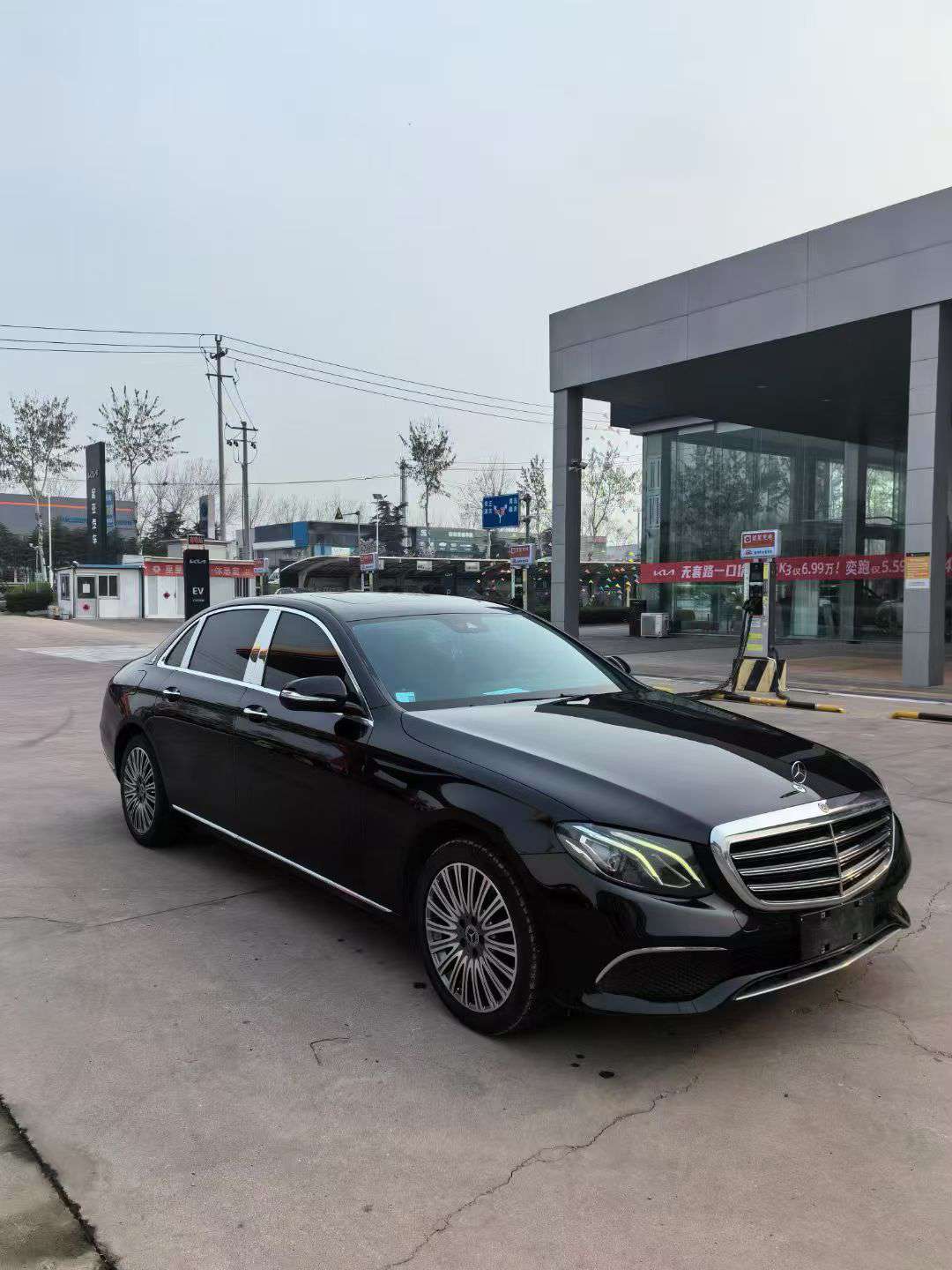 Mercedes-Benz E-Class E200L 2.0T 2