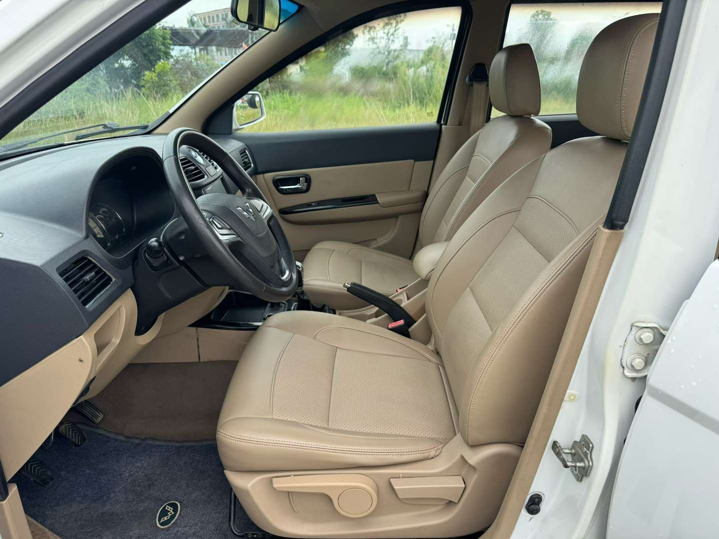 Wuling Hongguang S 5