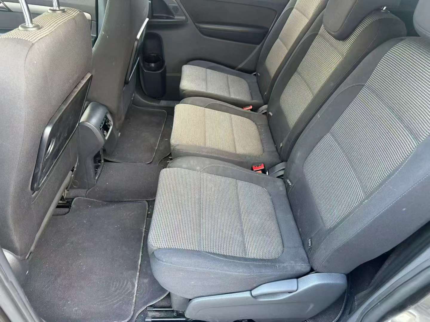 Volkswagen Sharan 2013 1.8T Standard 7-Seater 4