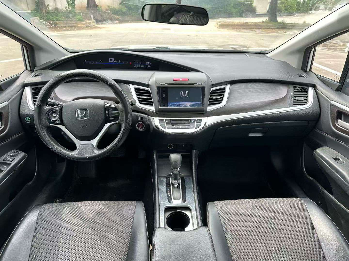Honda Jade 1.8L 5-Seat Automatic Elite Edition 5