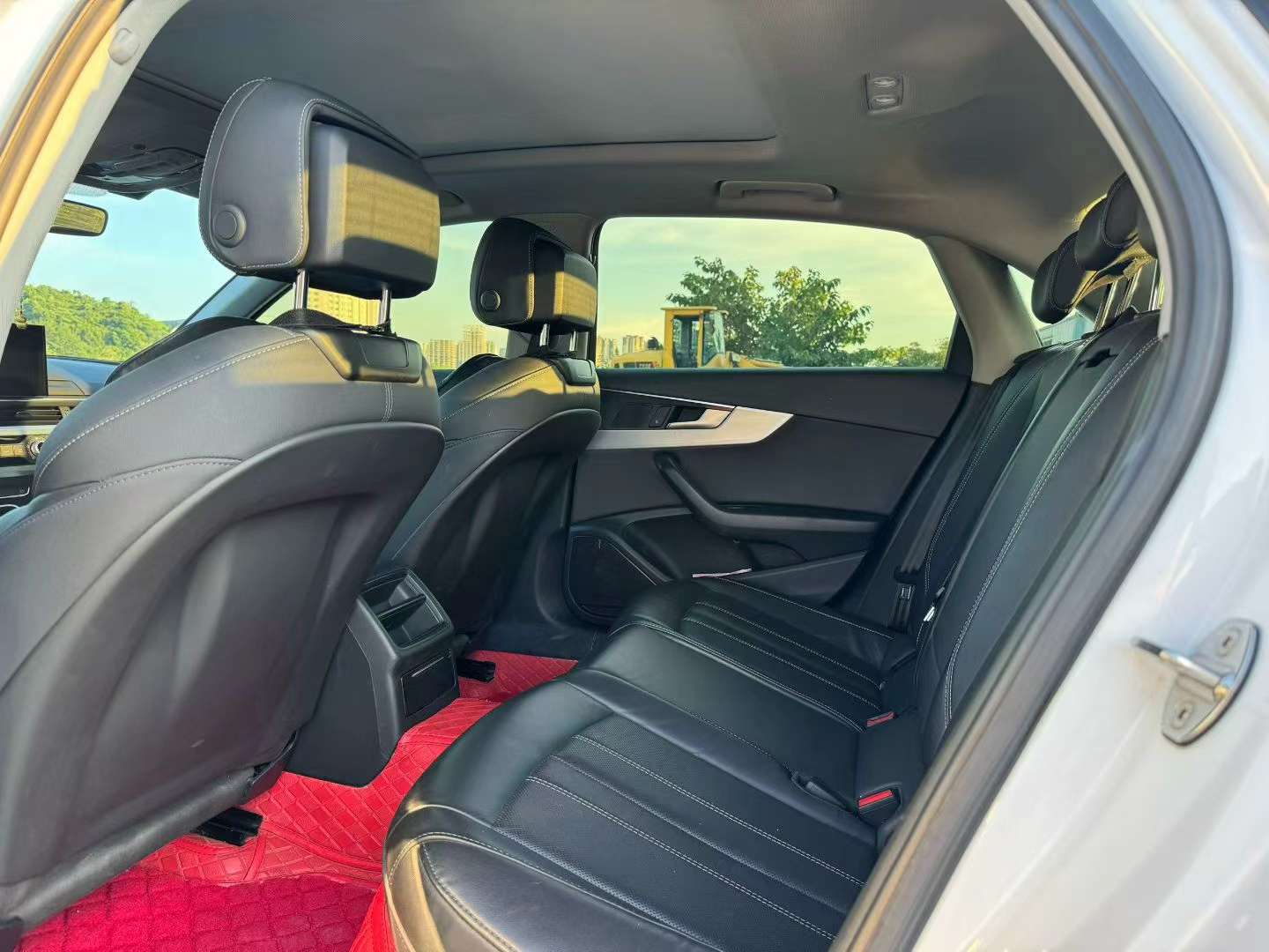 Audi A4L 2023 2.0T Automatic 6