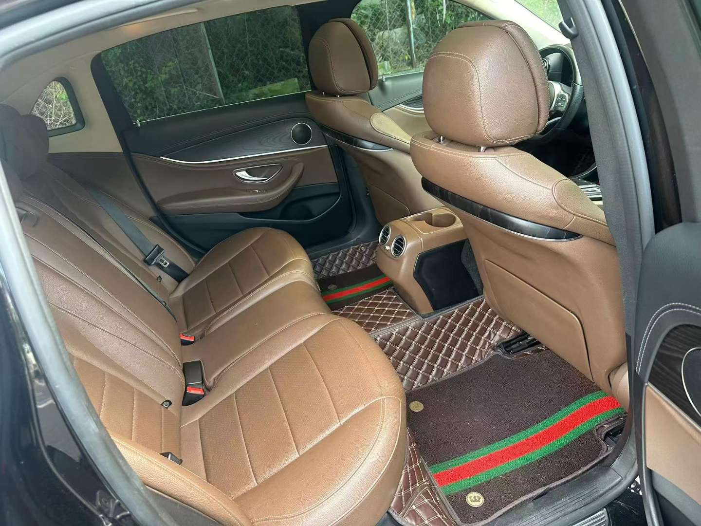 Mercedes-Benz E-Class 1.5T Sport Edition 6