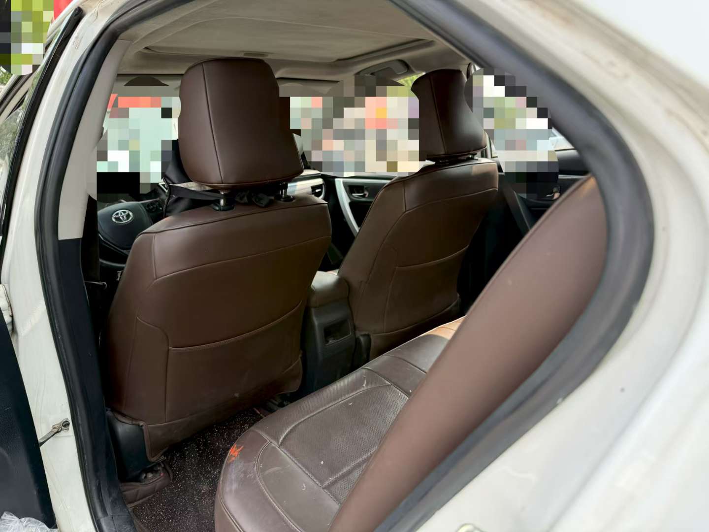 Toyota Corolla 1.8 Hybrid 4