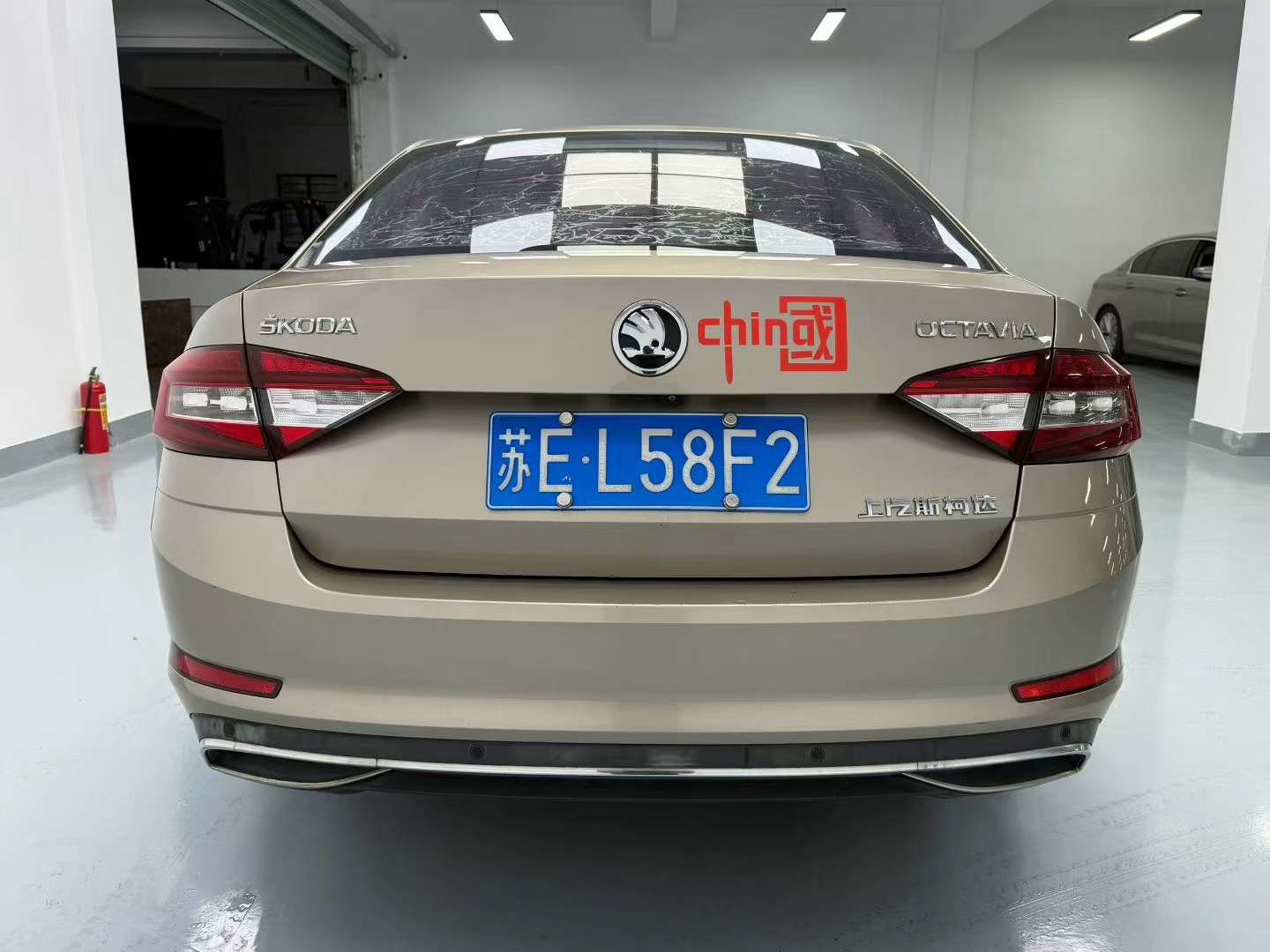 Skoda Octavia 1.6L High Trim 5