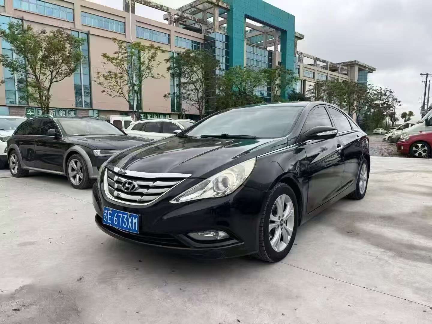 Hyundai Sonata VIII 2.0L Automatic Sunroof