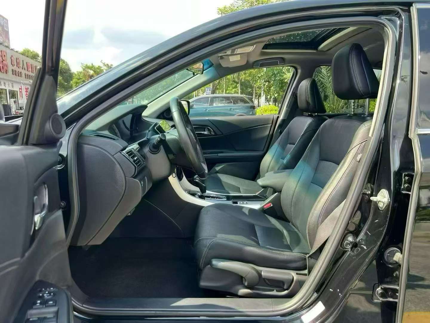 Honda Accord 9.5 Generation 2.0L Elite Edition 2