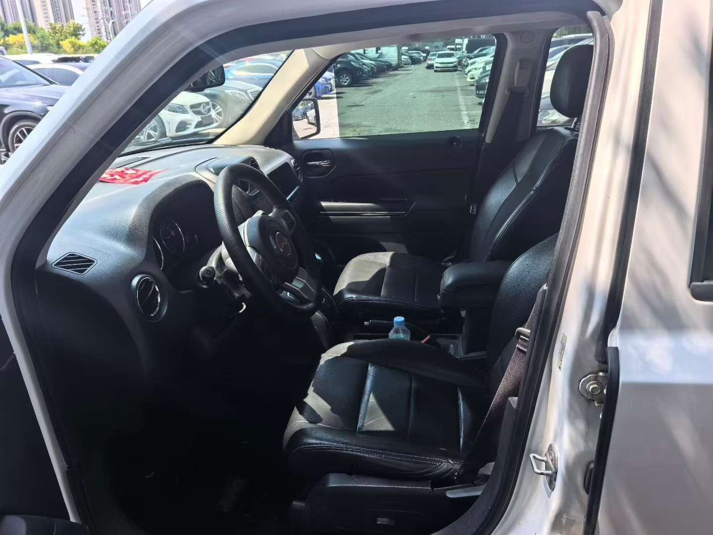 Jeep Liberty 2.4L Imported 4WD High Trim 6