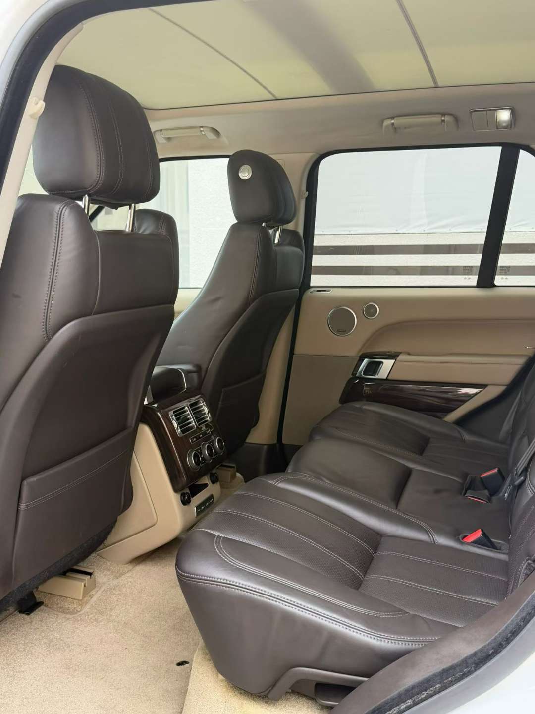 Land Rover Range Rover 3.0T Gasoline High Trim 8