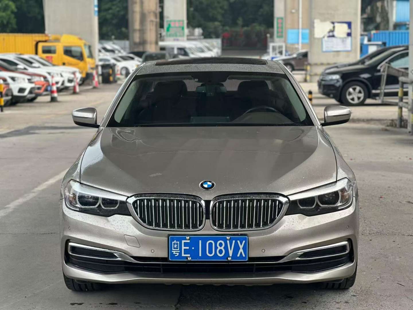 BMW 5 Series 2.0T Luxury Design Package