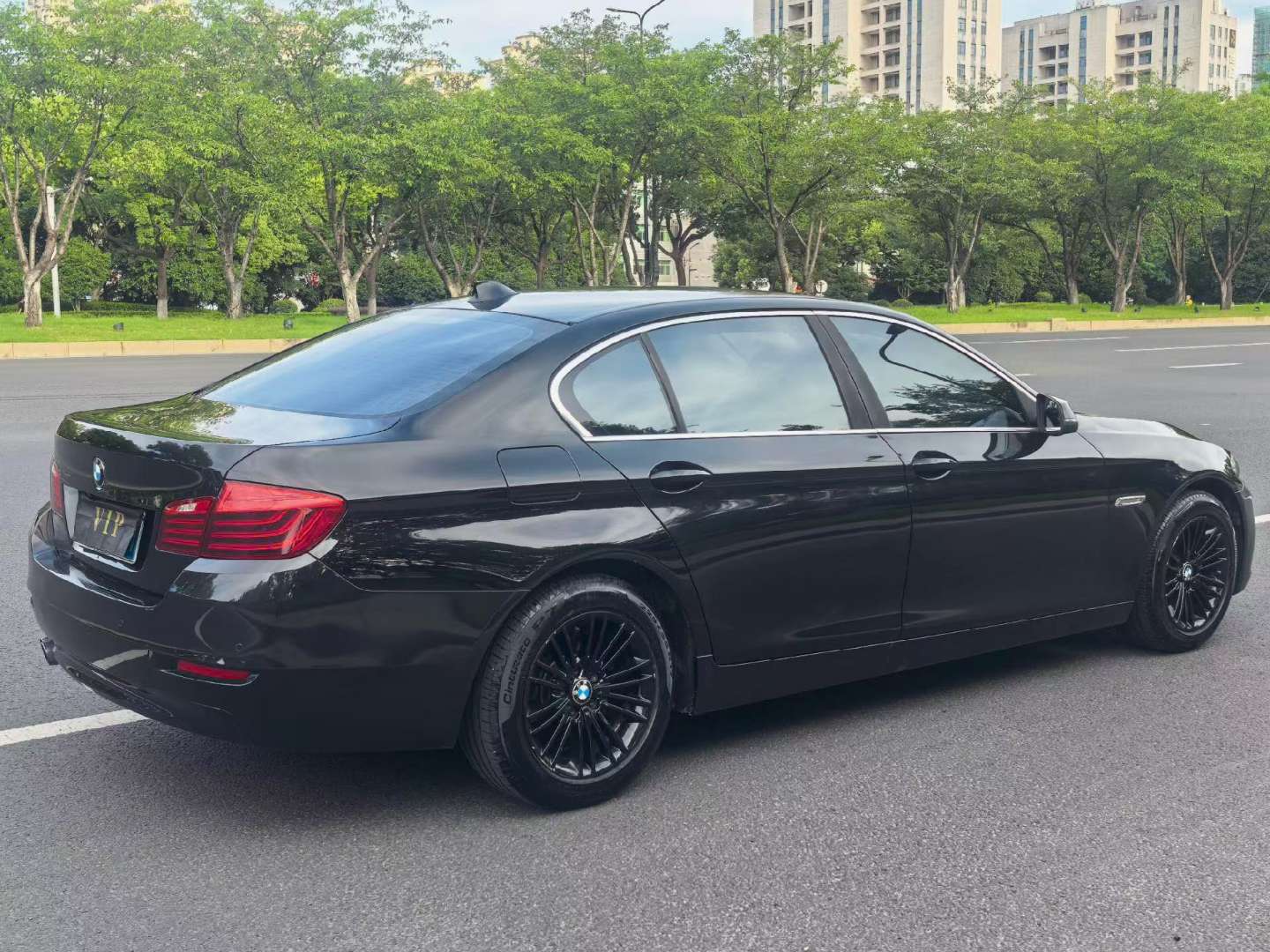 BMW 5 Series 2014 2.0T Leading Edition 7