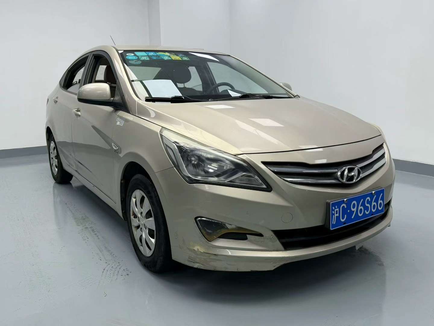 Hyundai Verna 1.4 3