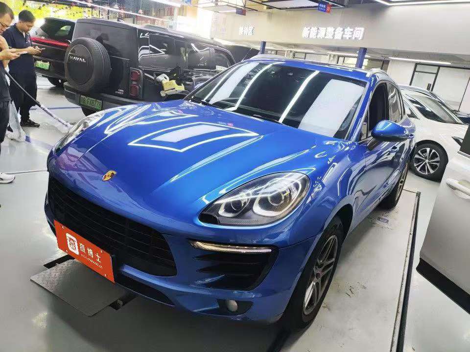 Porsche Macan 2.0T
