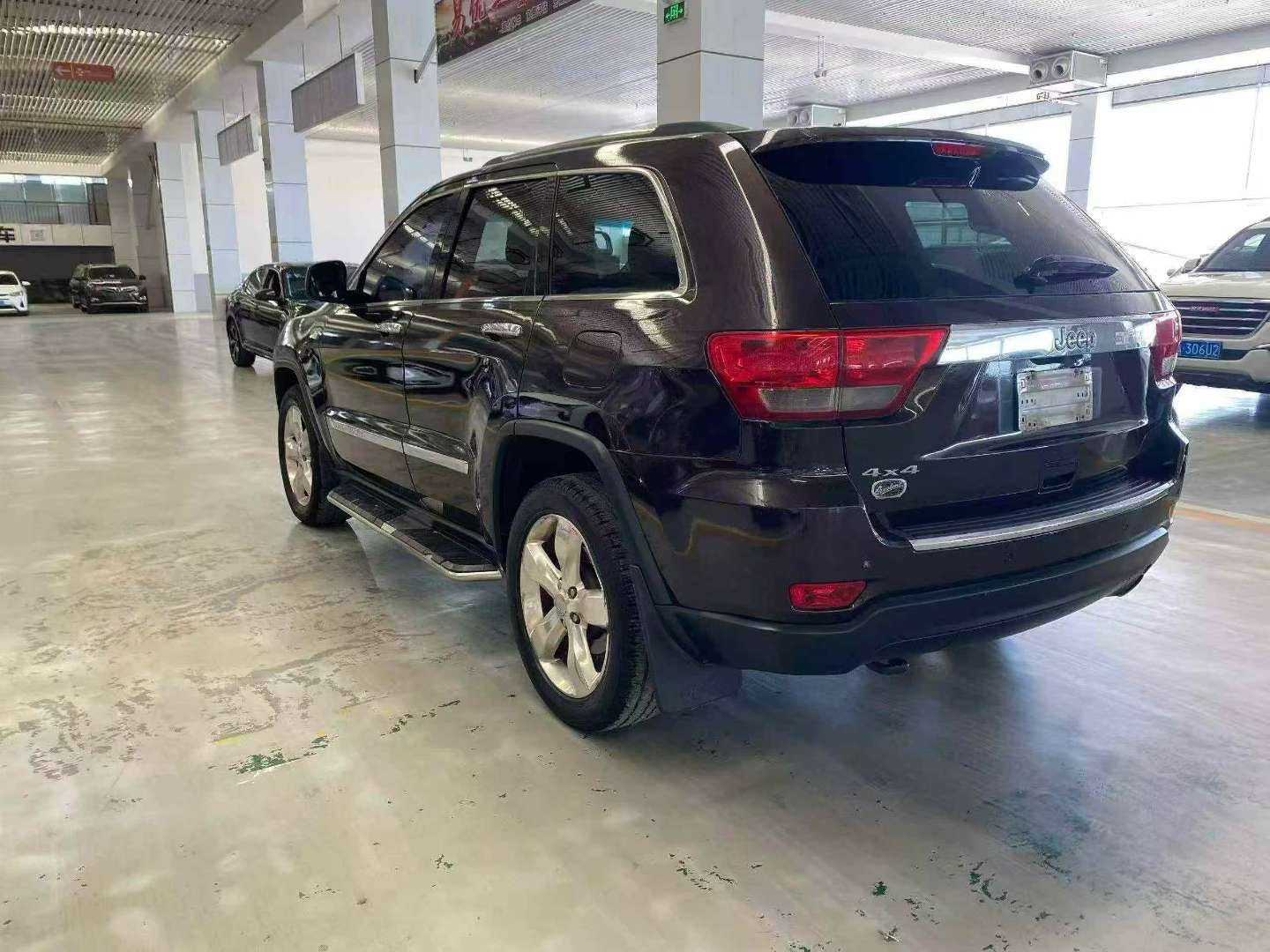 Jeep Grand Cherokee 2012 3.6L Automatic High Spec with Lift Kit 8