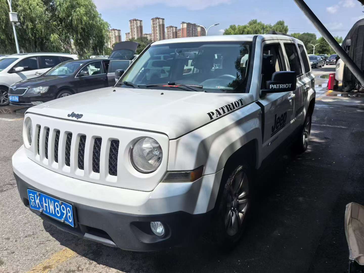 Jeep Liberty 2.4L Imported 4WD High Trim