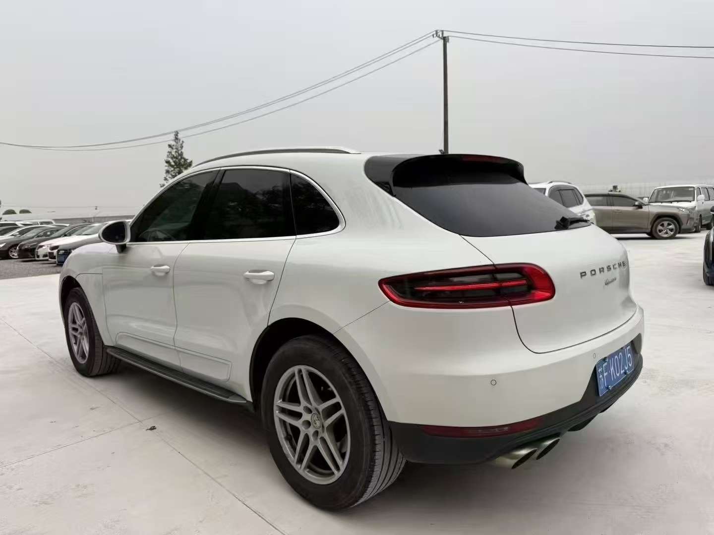 Porsche Macan 2017 2.0T 9