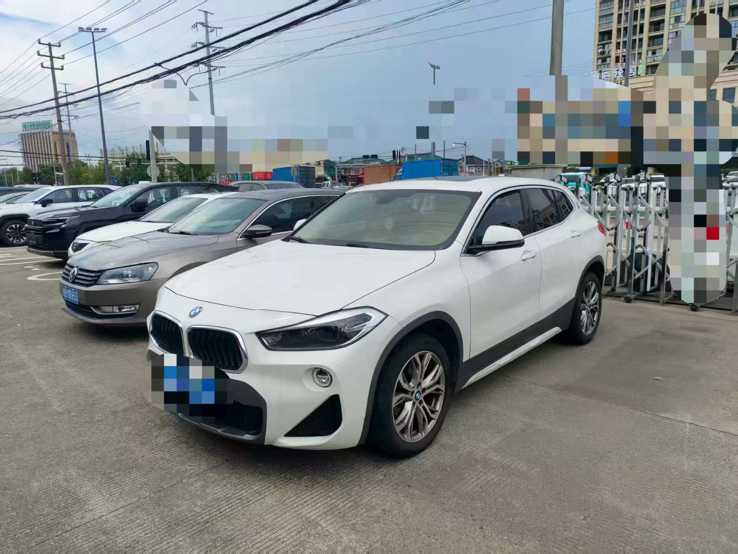 BMW X2