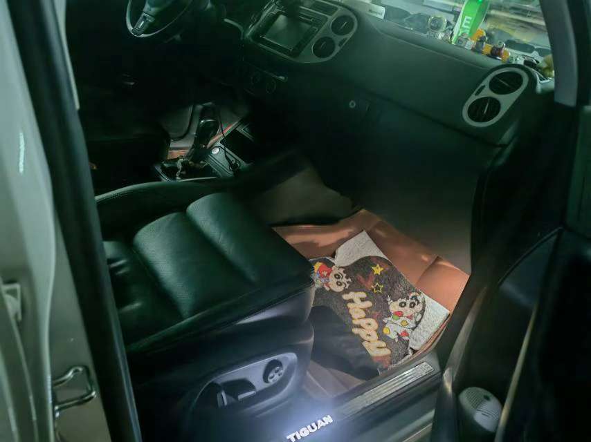 Volkswagen Tiguan 1.8T 4WD Luxury Edition 4