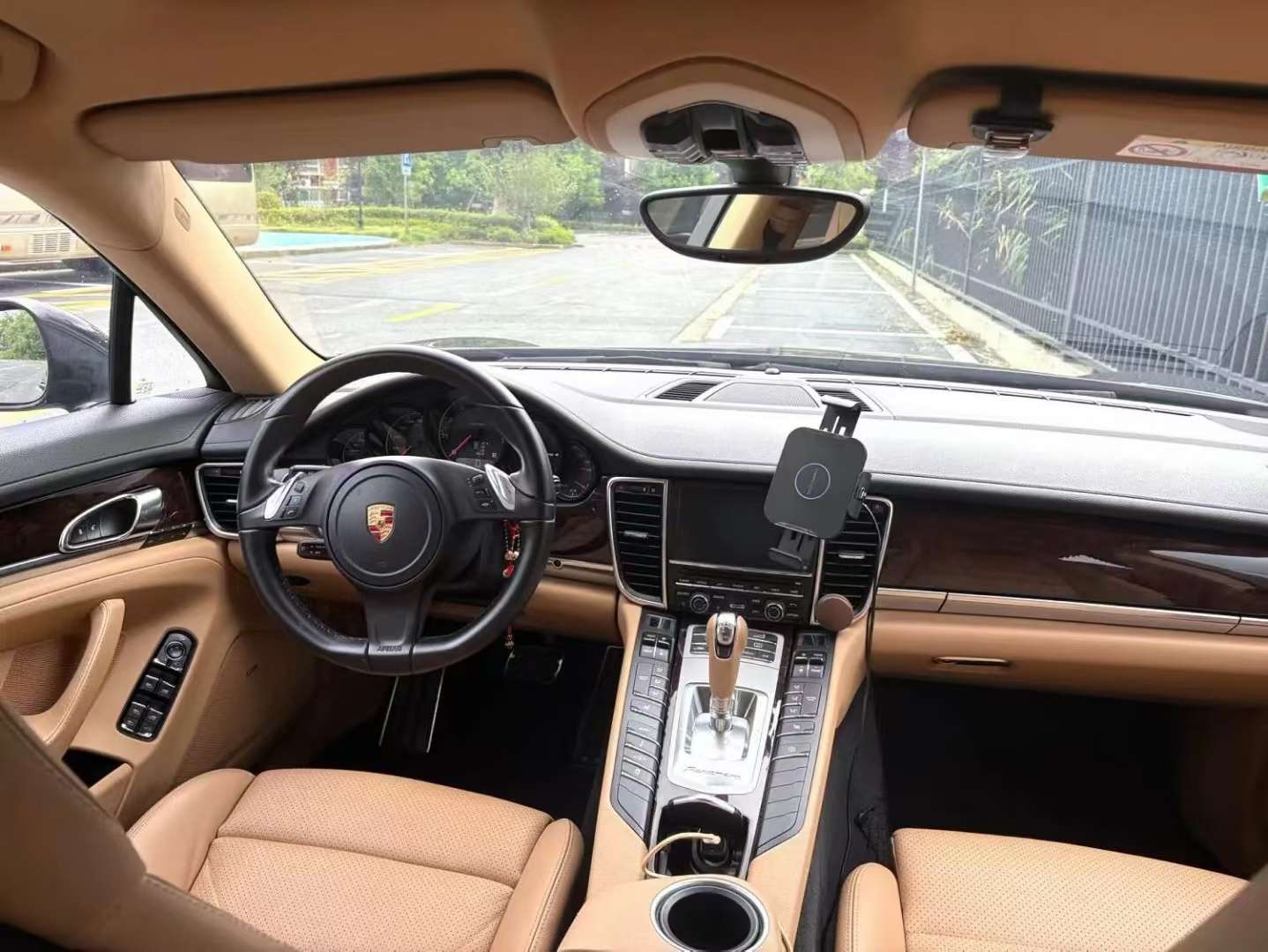 Porsche Panamera 5