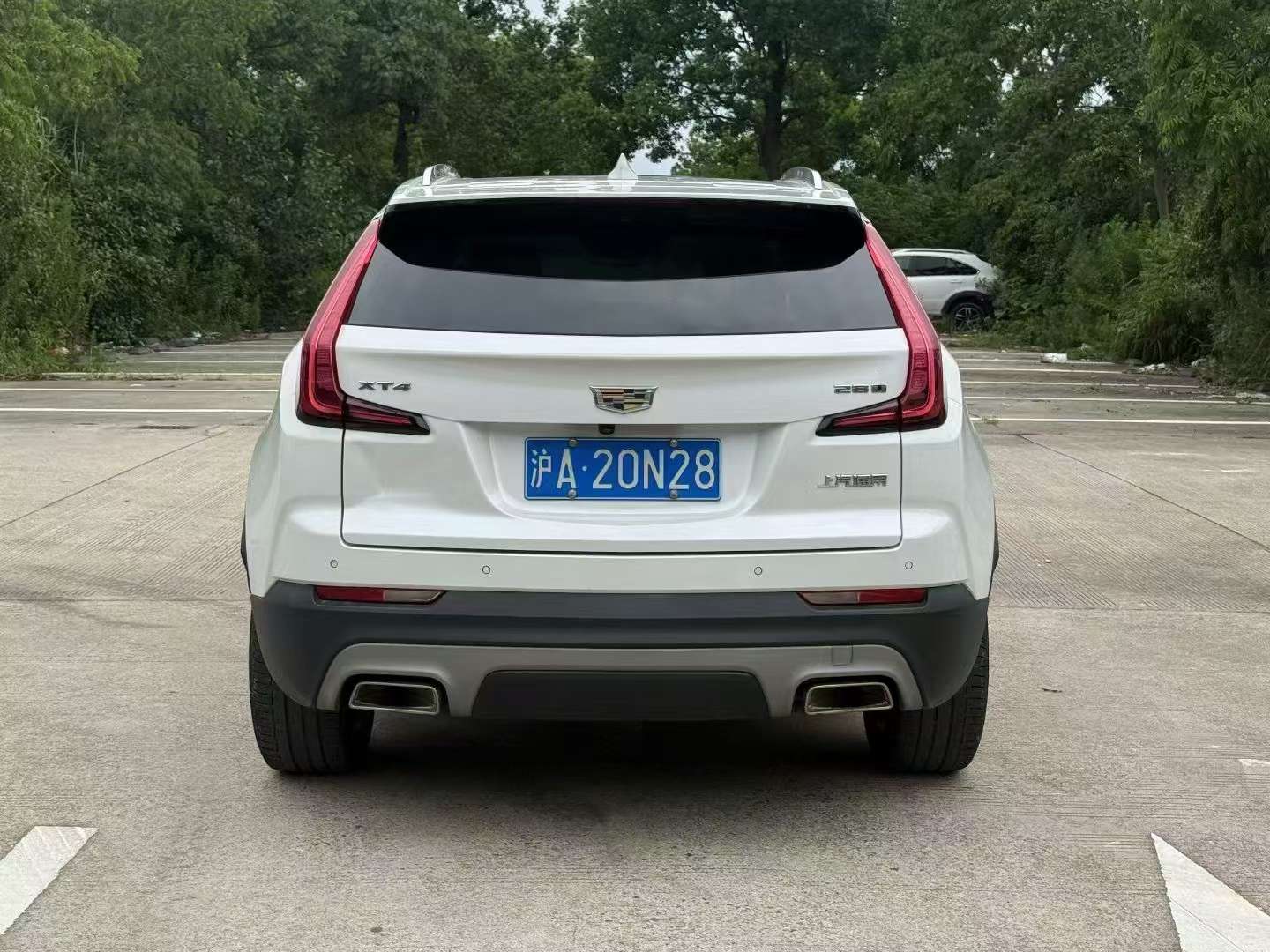Cadillac XT4 28T FWD Luxury 5