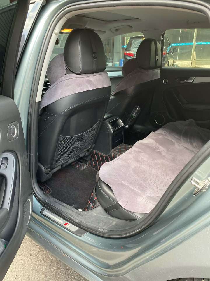 Audi A4L 2.0T High Trim 8