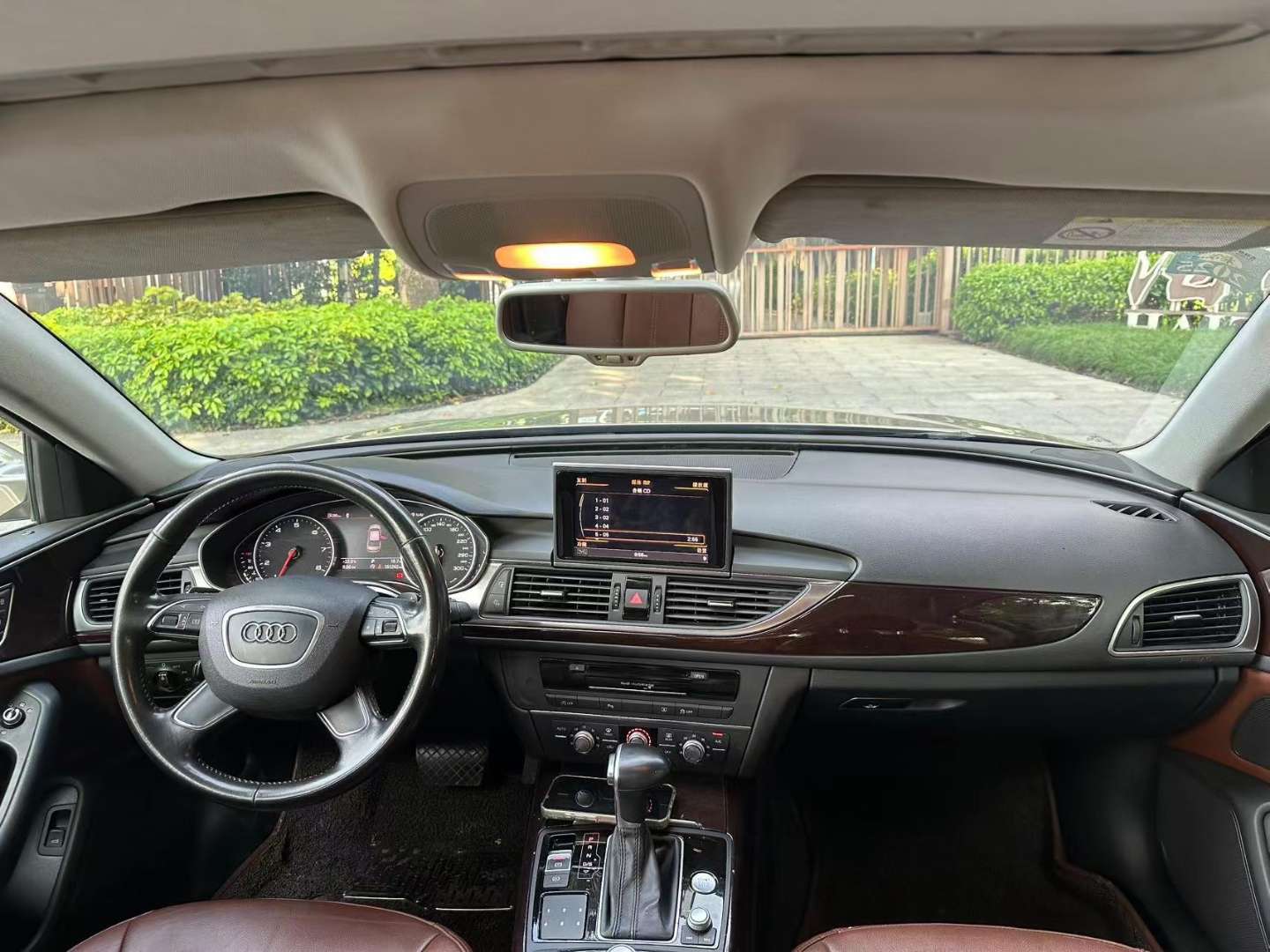 Audi A6L 2.0T Standard Edition 5