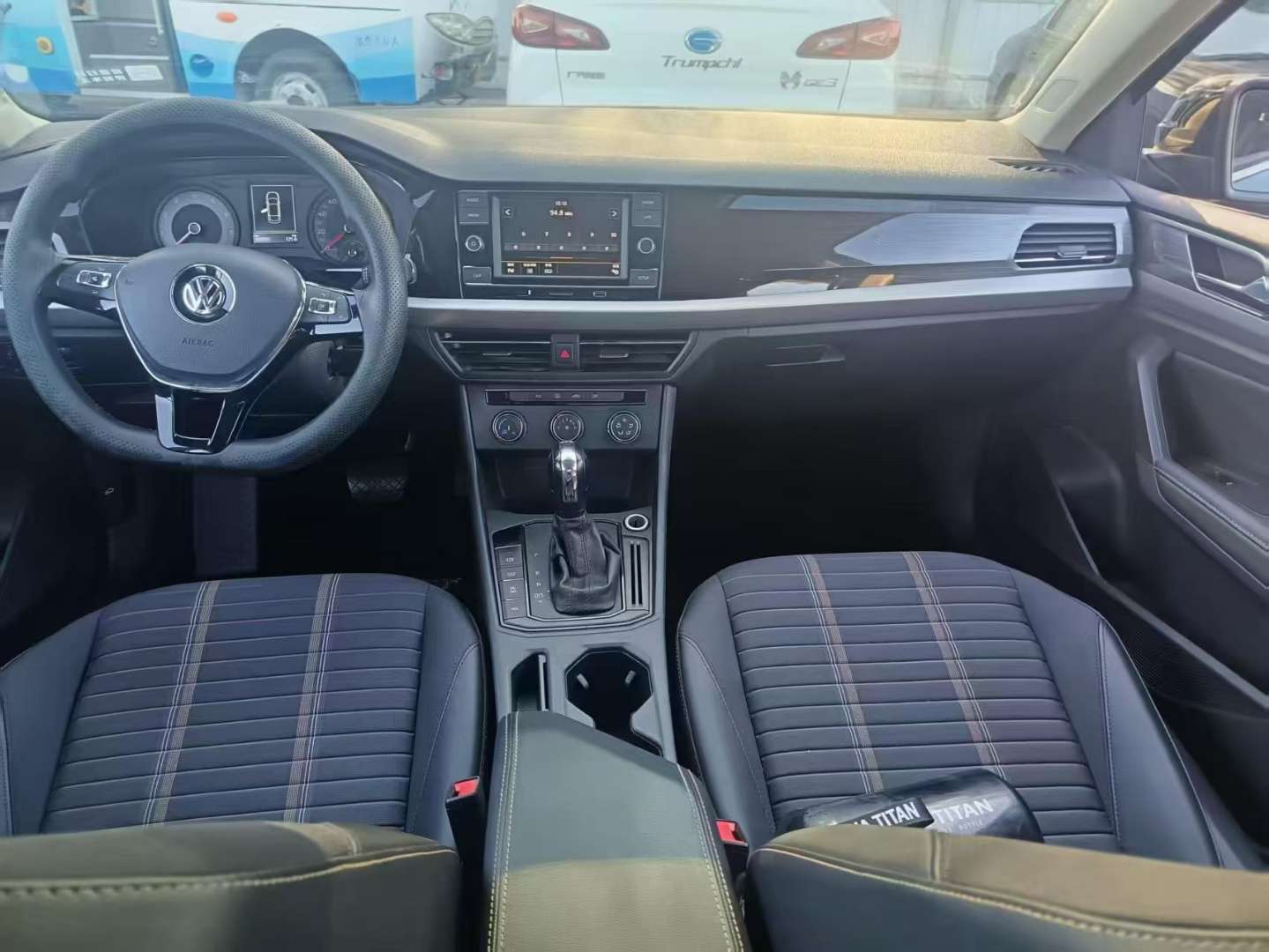 Volkswagen Lavida 280 3